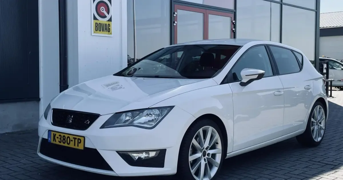 SEAT Leon (2013) — foto 1