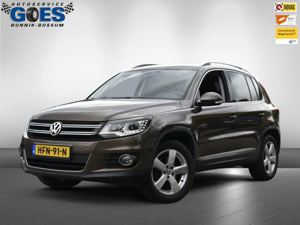 Volkswagen Tiguan (2012) — foto 1