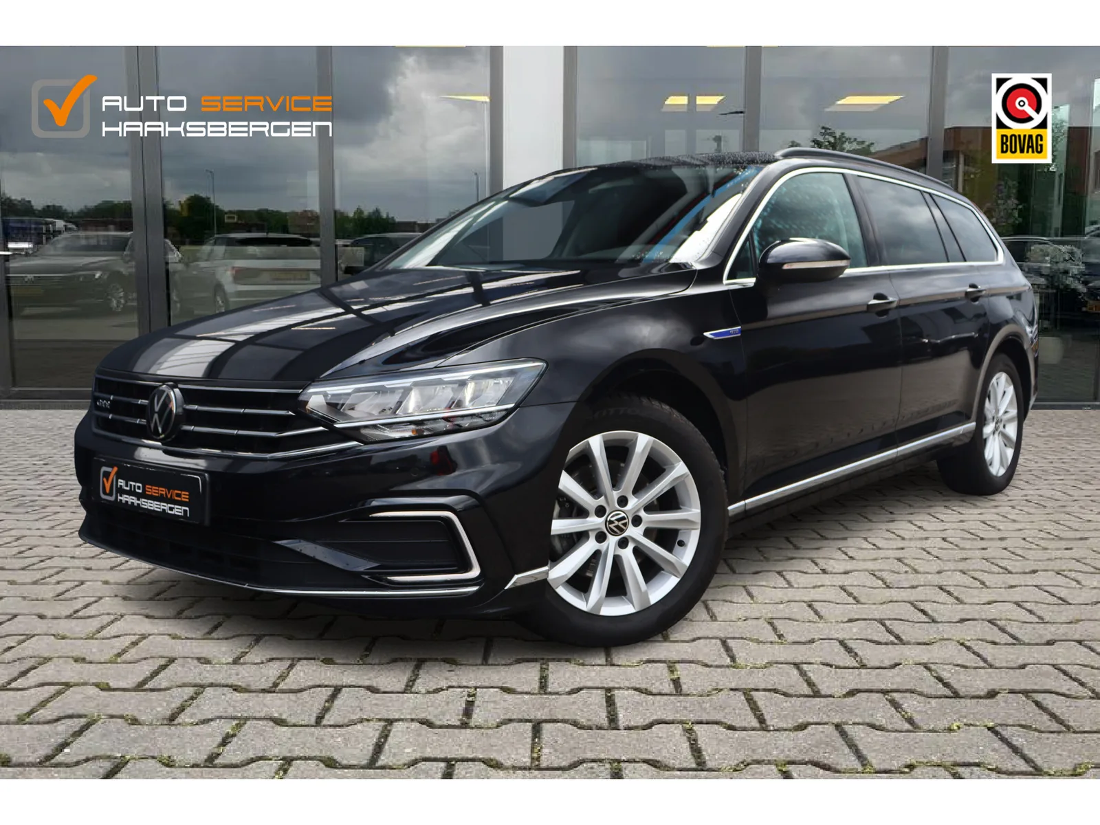 Volkswagen Passat (2022) — foto 1