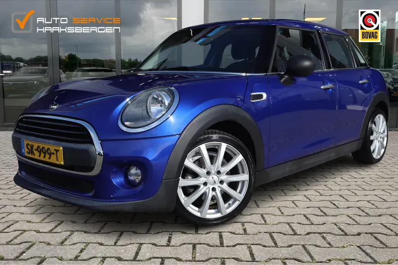 MINI One (2018)