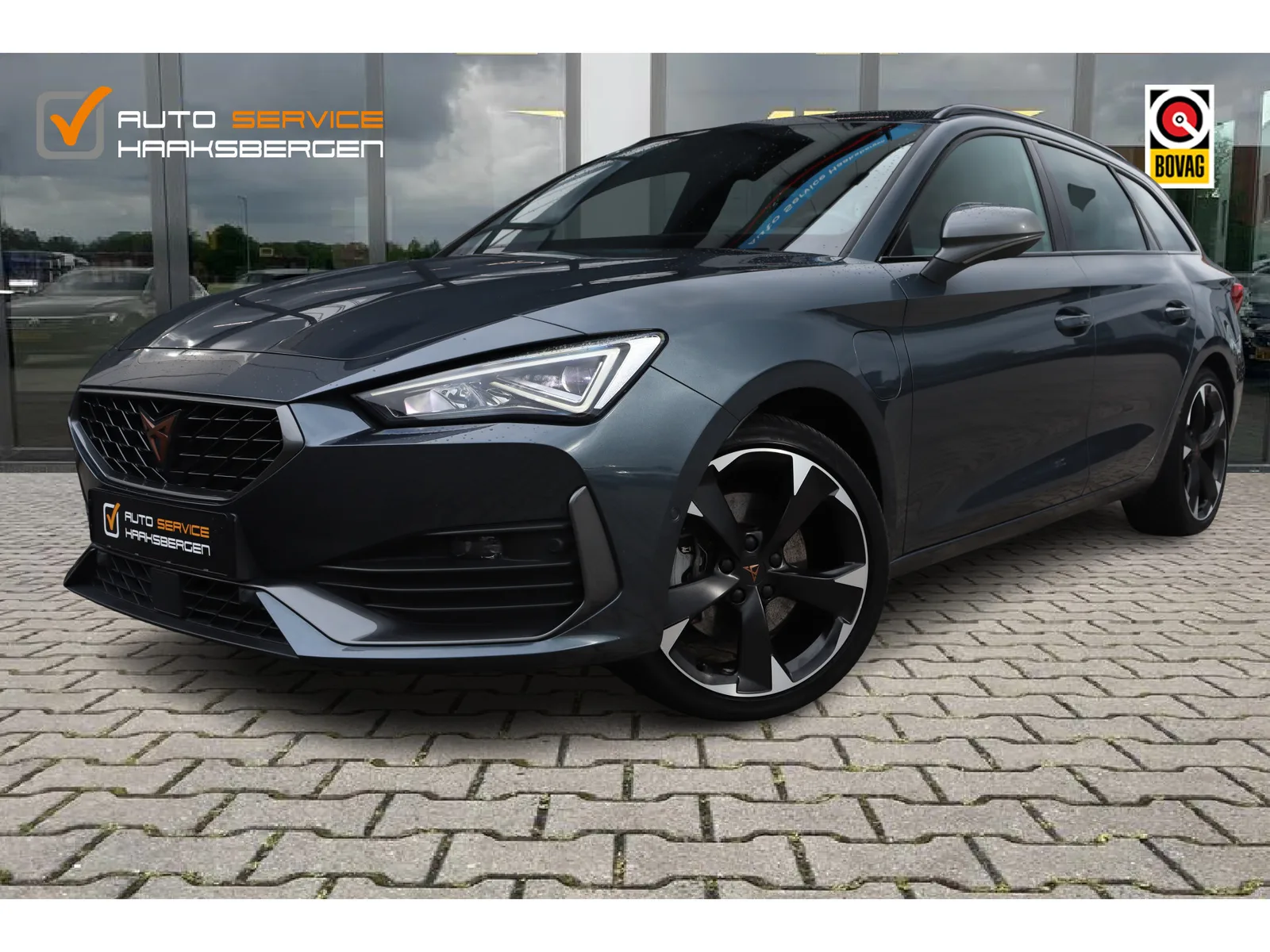 CUPRA Leon Sportstourer (2023) — foto 1