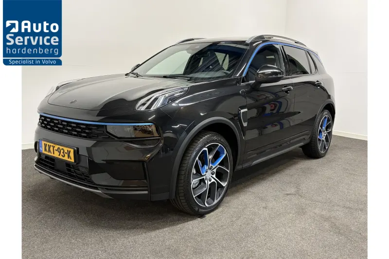 Lynk & Co 01 (2023)