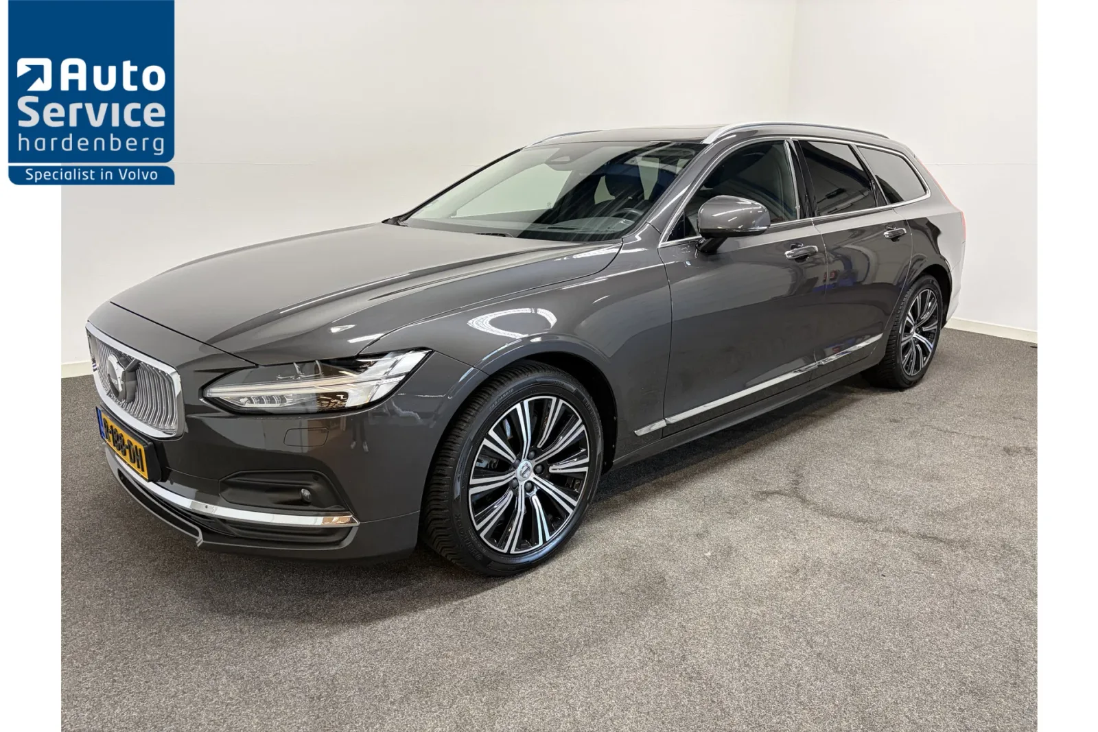 Volvo V90 (2022) — foto 1