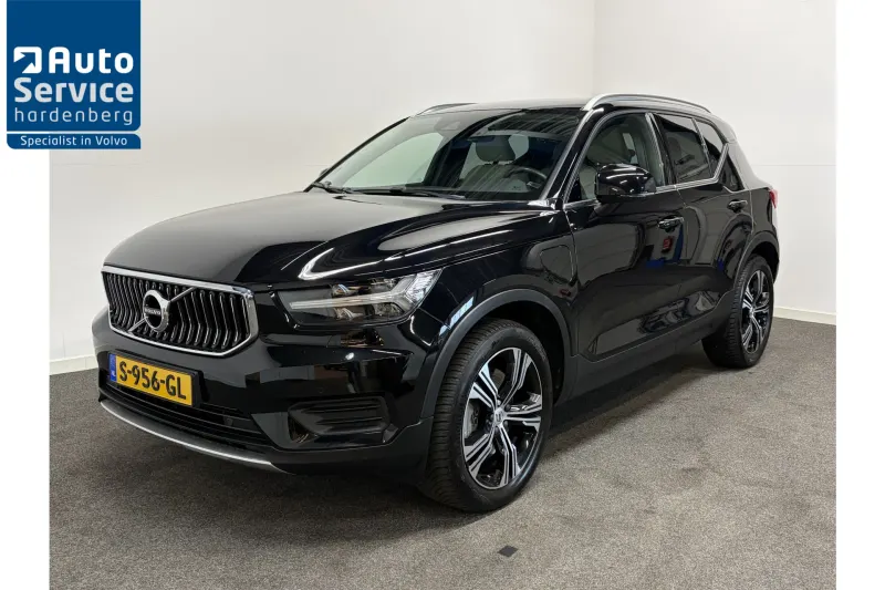 Volvo XC40 (2022)