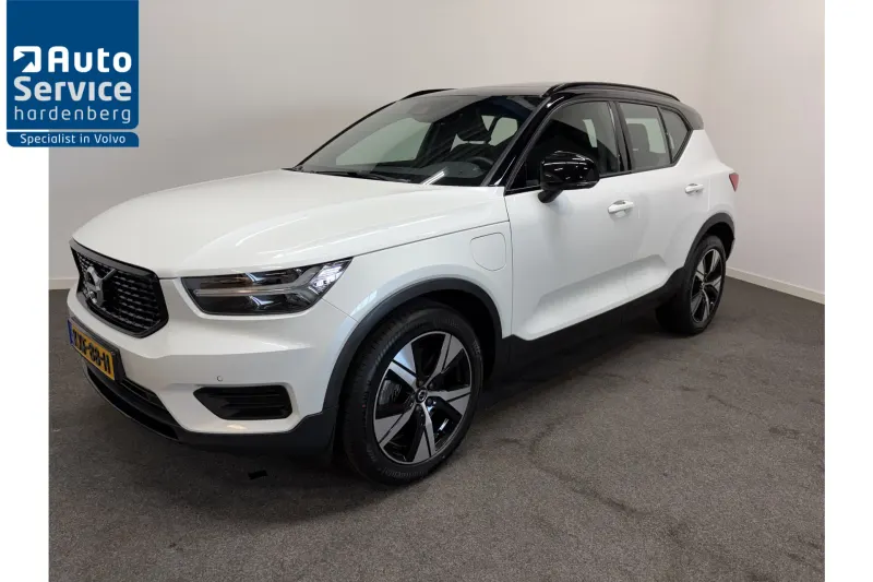 Volvo XC40 (2021)