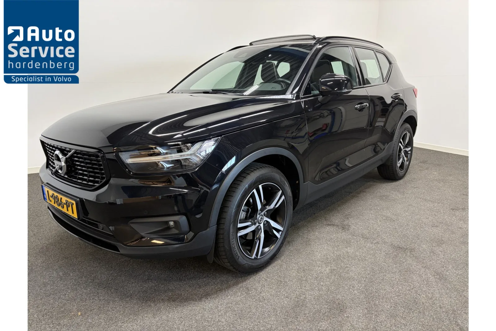 Volvo XC40 (2020) — foto 1