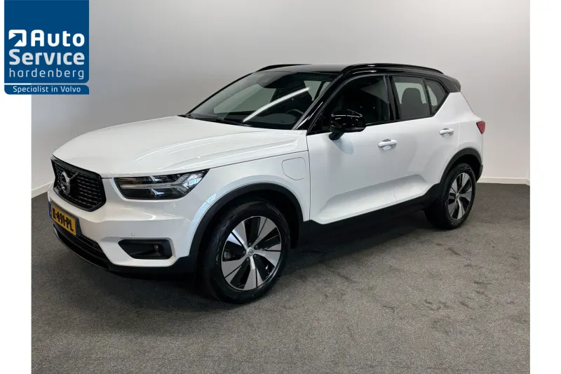 Volvo XC40 (2021)