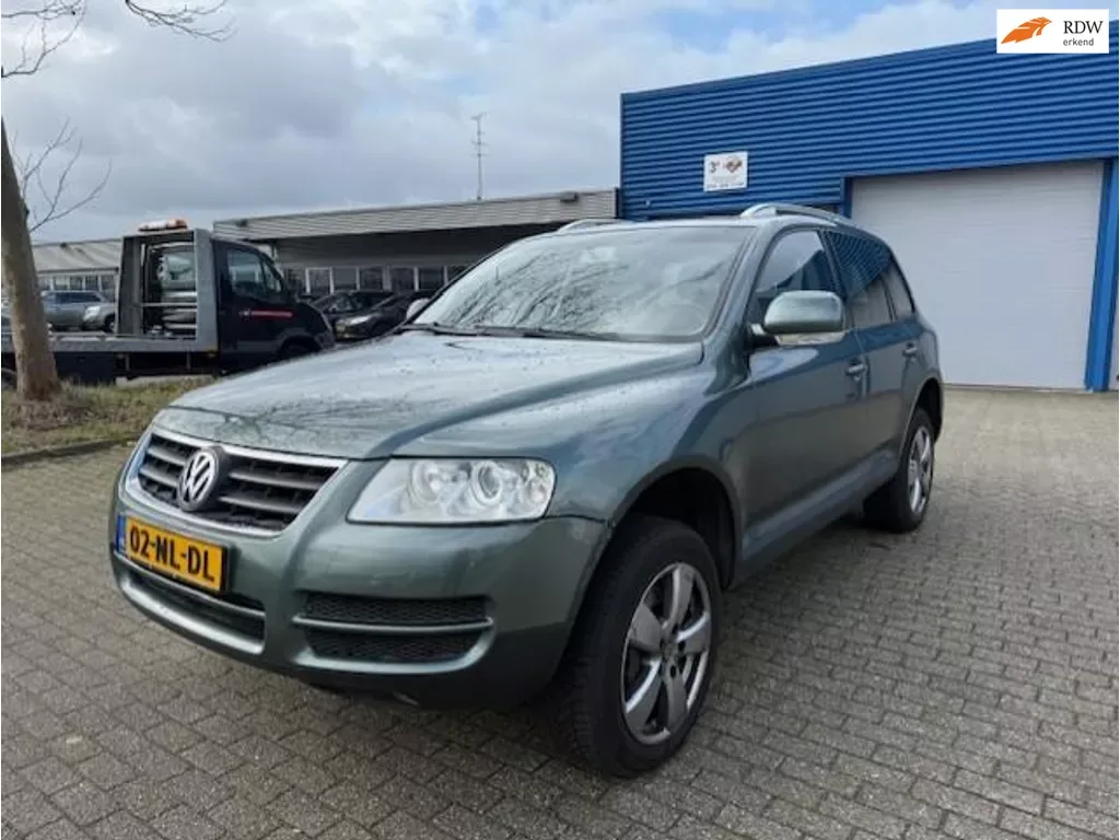 Volkswagen Touareg (2003) — foto 1