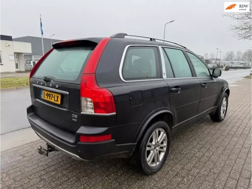 Volvo XC90 (2010) — foto 1