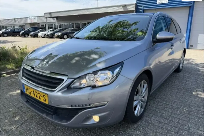 Peugeot 308 (2015)