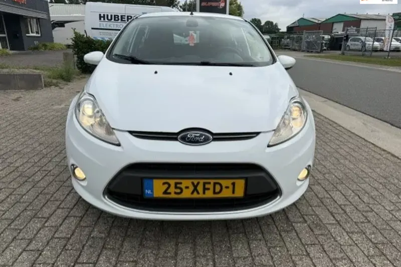 Ford Fiesta (2012)