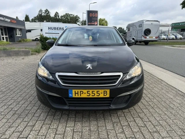 Peugeot 308 (2015) — foto 1