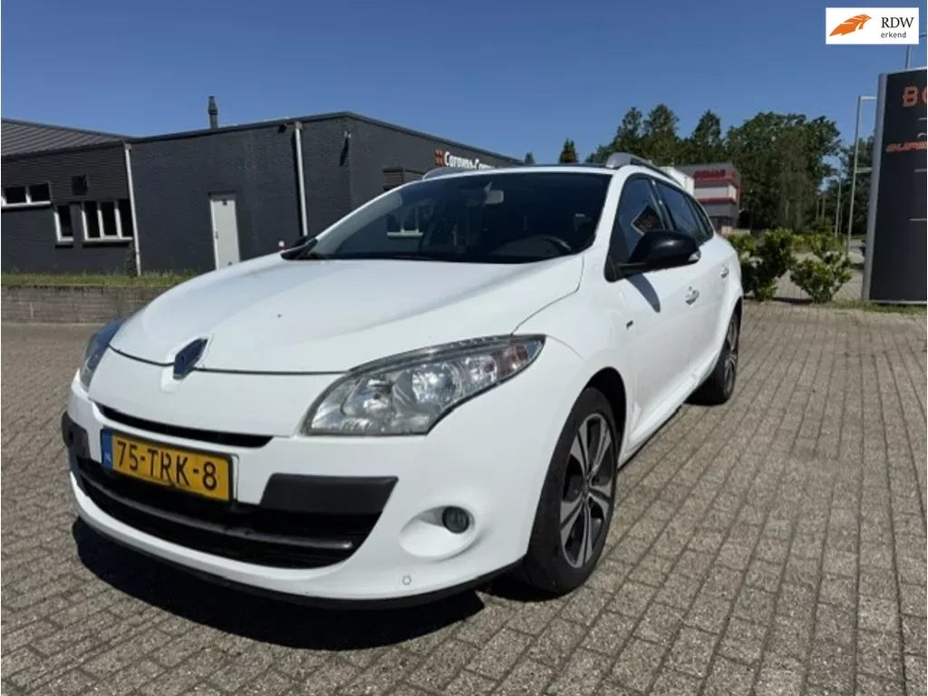 Renault  (2012) — foto 1