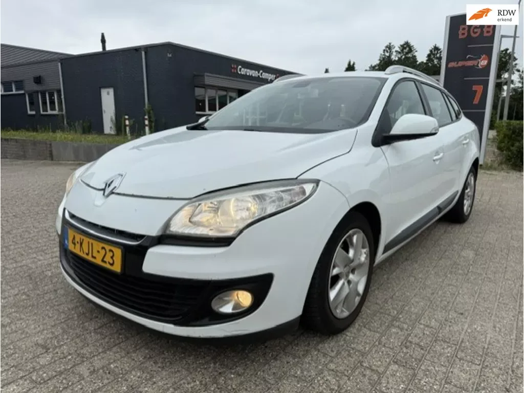 Renault  (2013) — foto 1