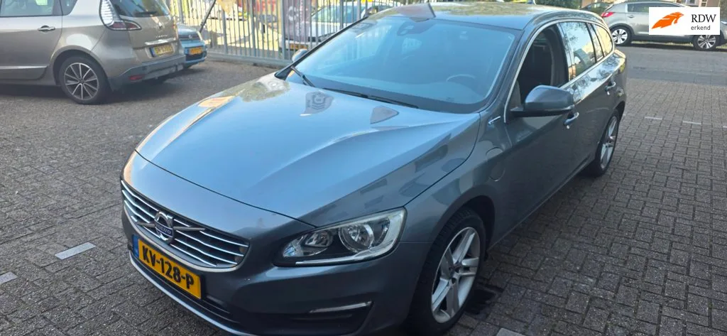 Volvo V60 (2016) — foto 1