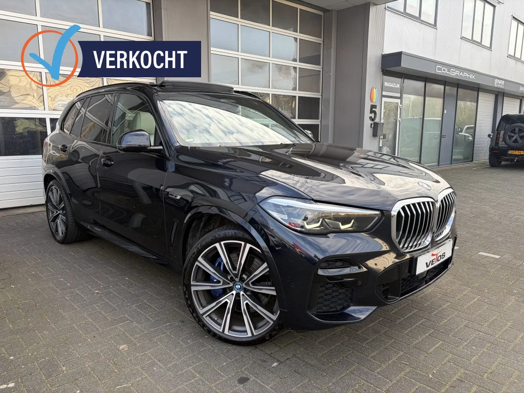 BMW X5 (2021) — foto 1