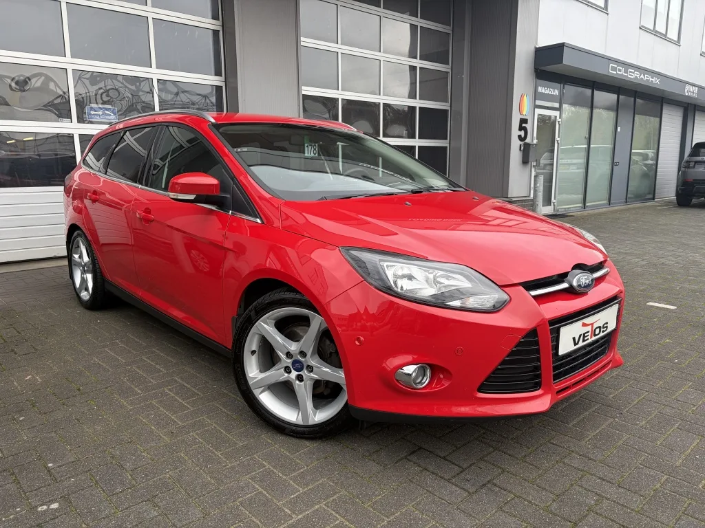 Ford Focus (2011) — foto 1