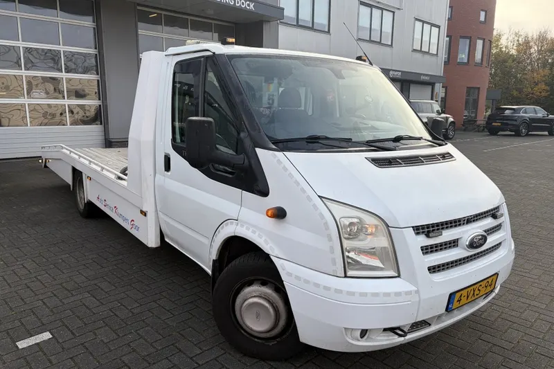 Ford Transit (2011)