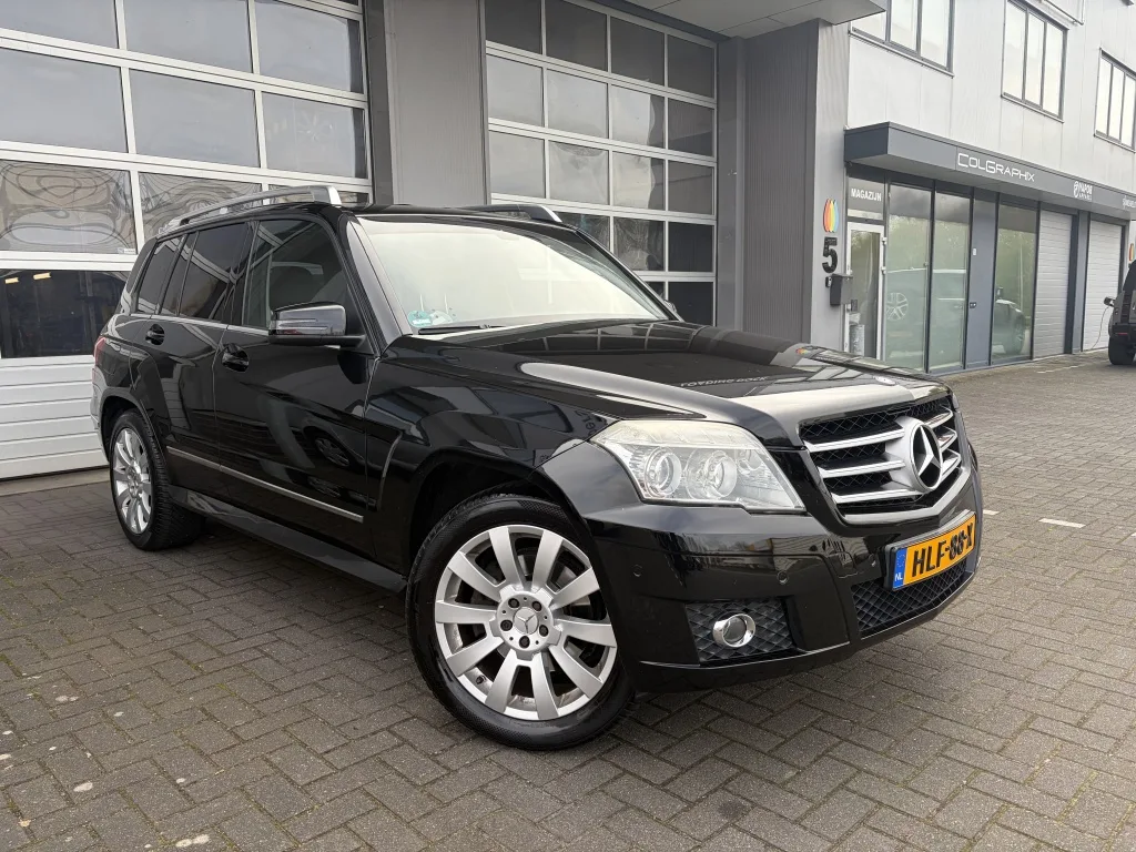 Mercedes-Benz GLK (2009) — foto 1