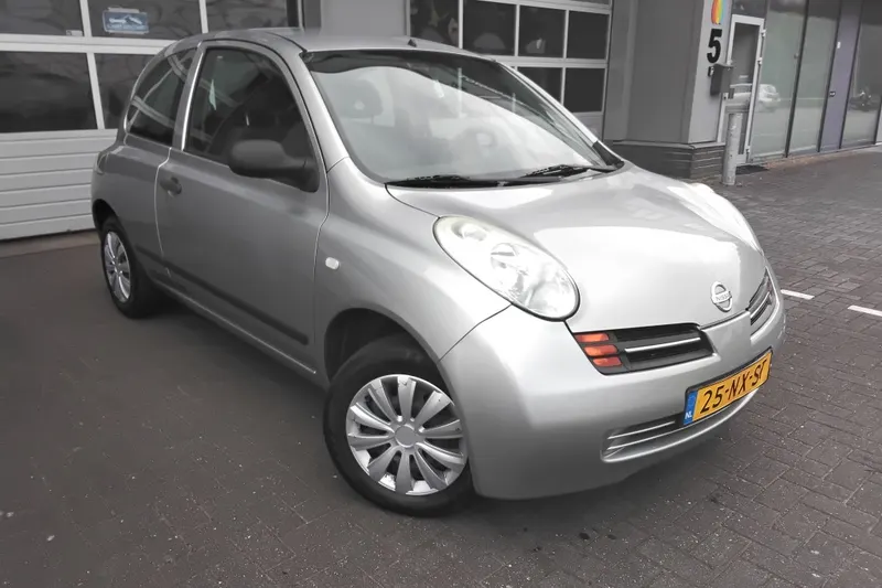 Nissan Micra (2004)
