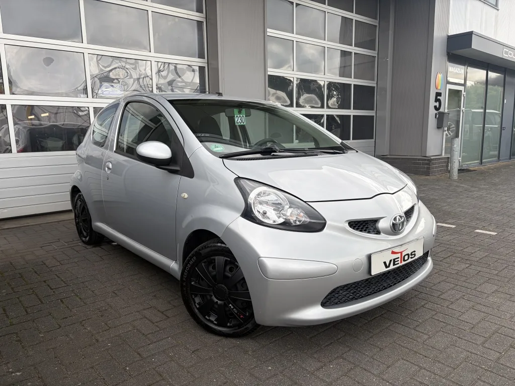 Toyota Aygo (2008) — foto 1