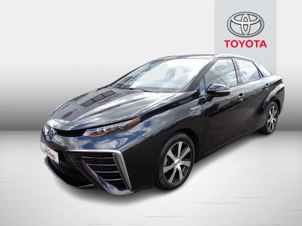 Toyota Mirai (2016) — foto 1