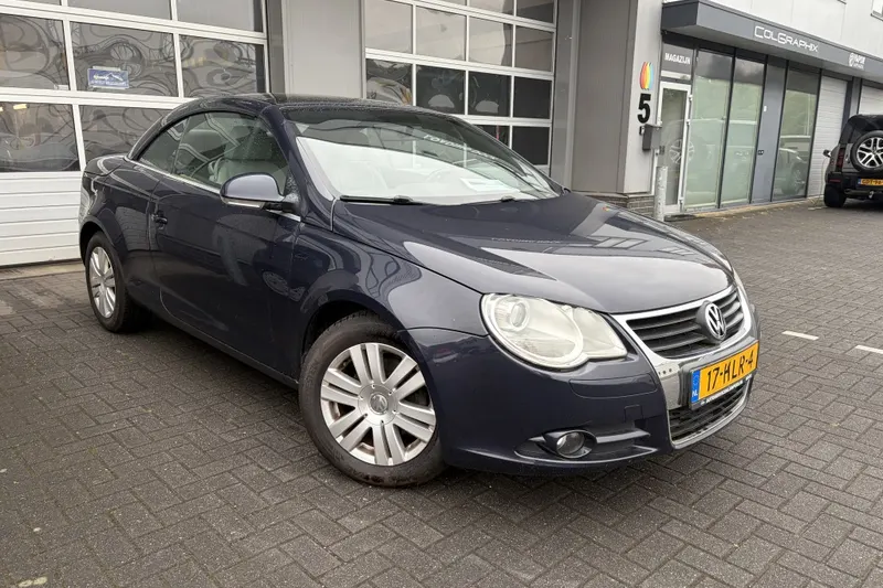 Volkswagen Eos (2009)