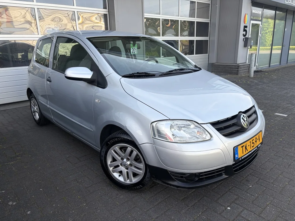 Volkswagen Fox (2009) — foto 1