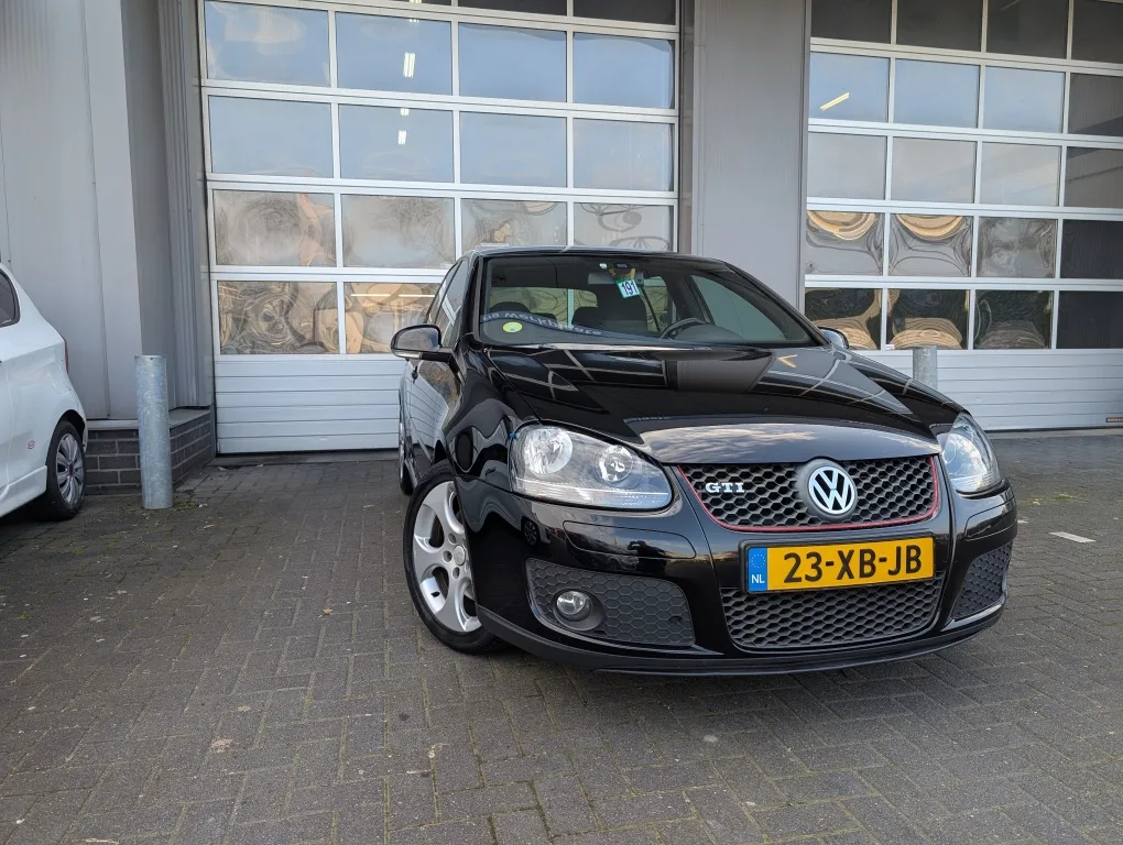 Volkswagen Golf (2007) — foto 1