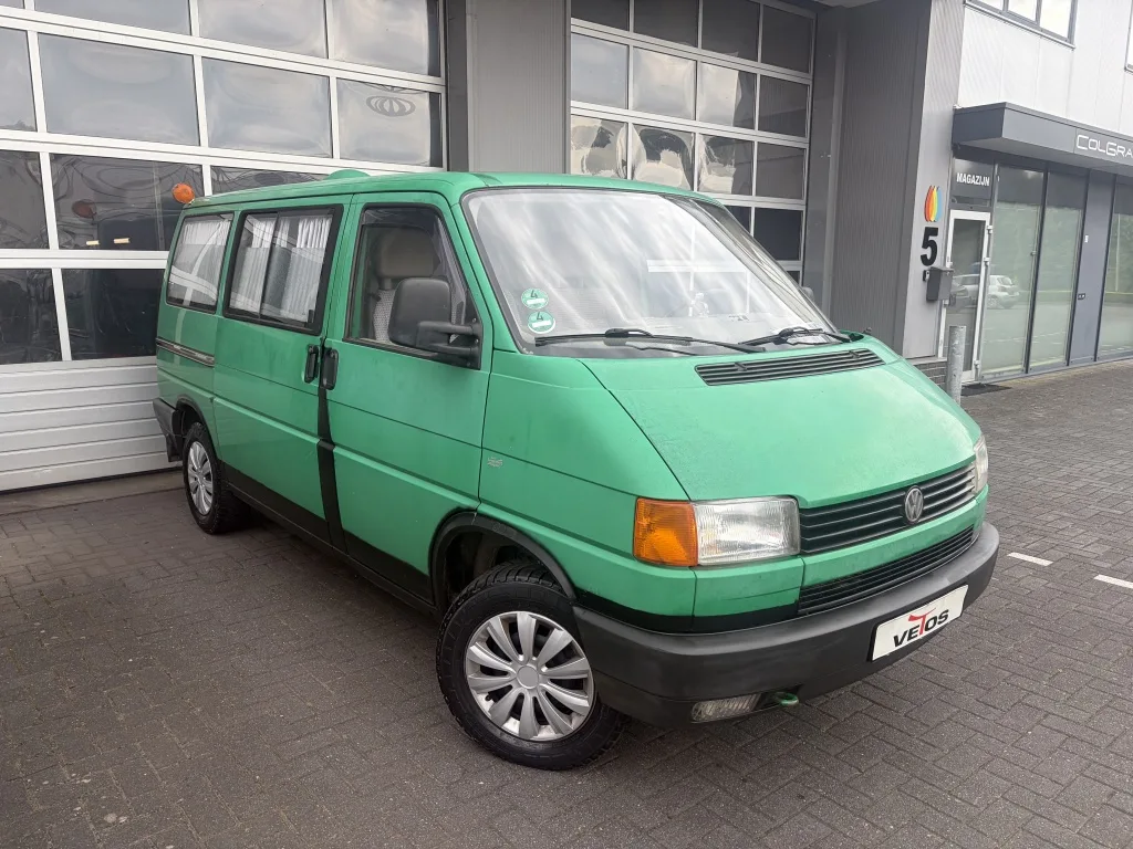 Volkswagen Transporter (1993) — foto 1