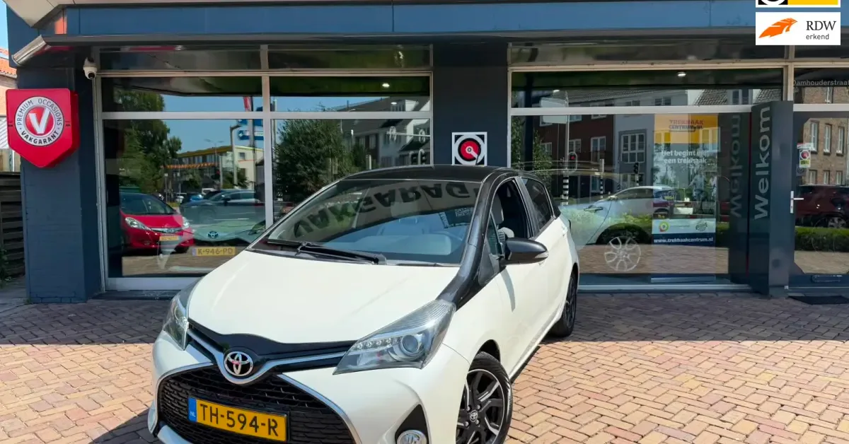 Toyota Yaris (2017) — foto 1