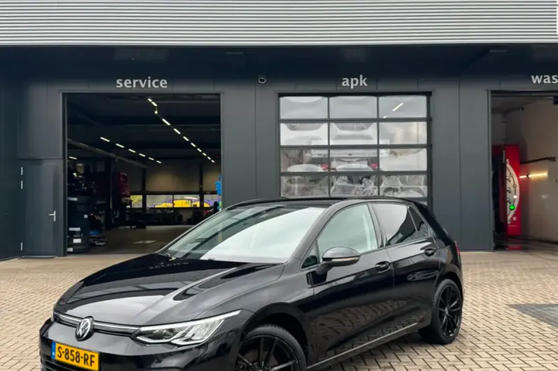 Volkswagen Golf (2021)
