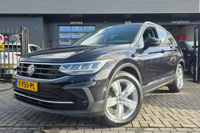 Volkswagen Tiguan (2022)