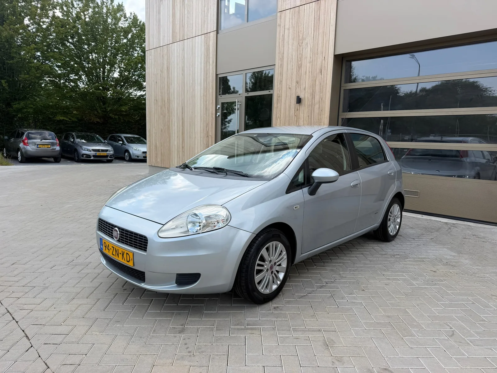 Fiat Grande Punto (2008) — foto 1