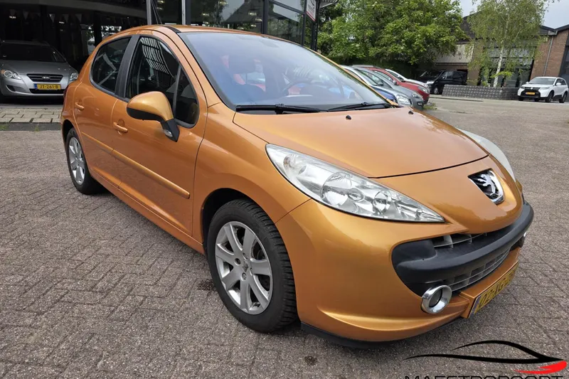 Peugeot 207 (2007)