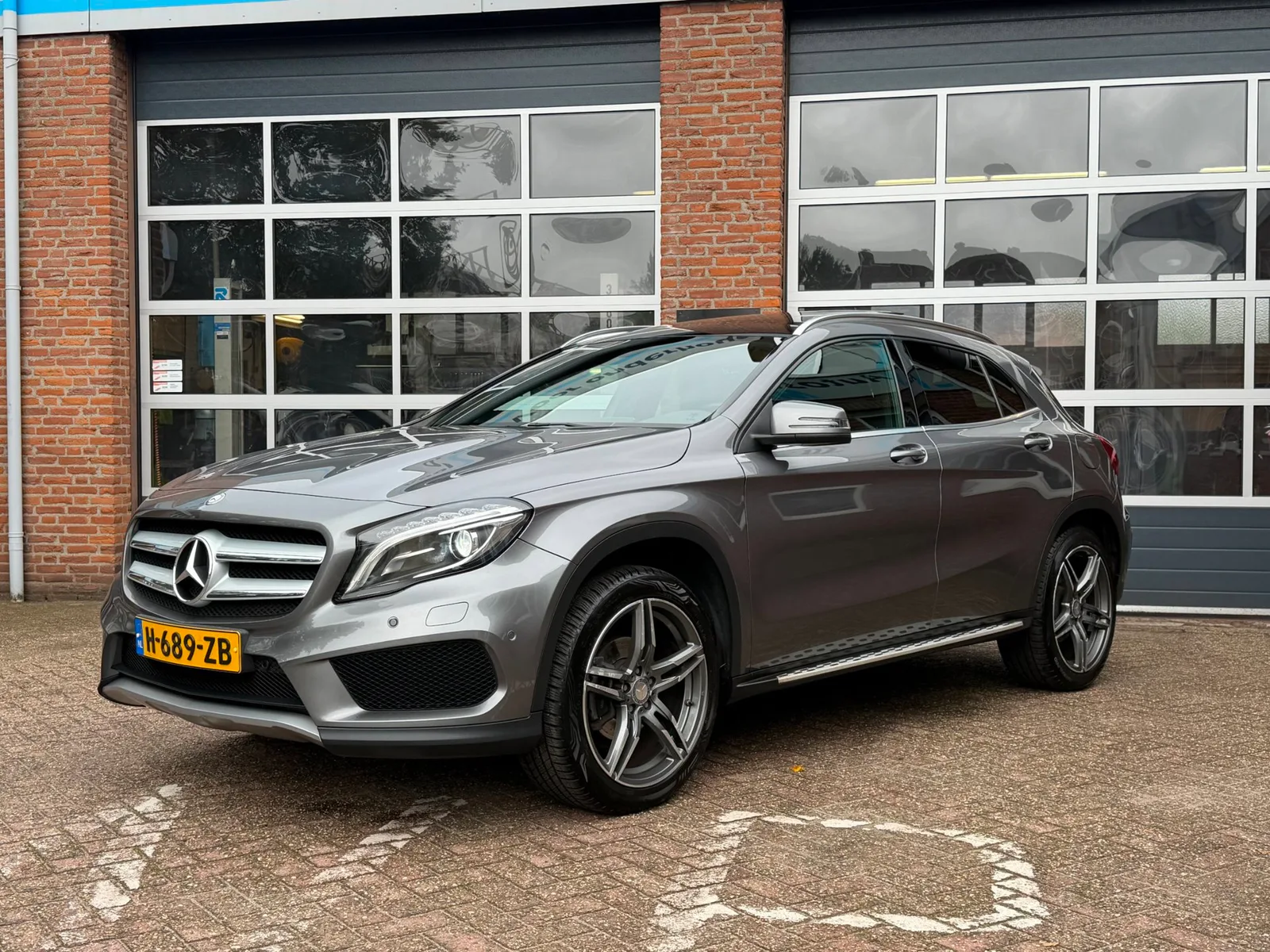 Mercedes-Benz GLA-Klasse (2015) — foto 1