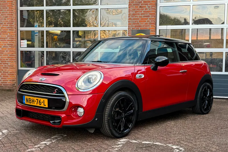 MINI Cooper S (2018)