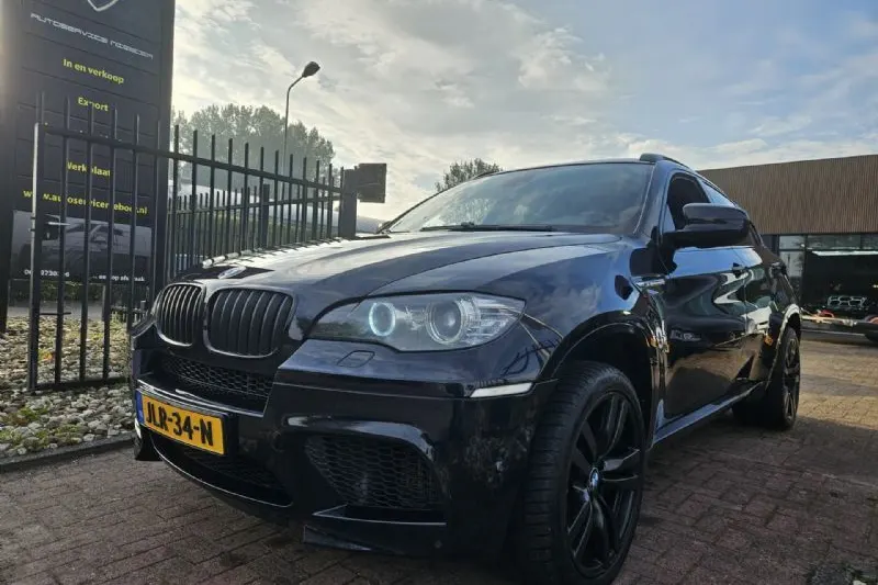BMW X6 (2011)