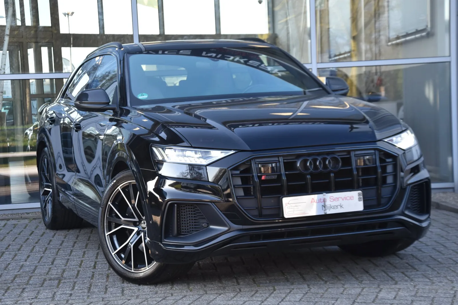 Audi SQ8 (2021) — foto 1