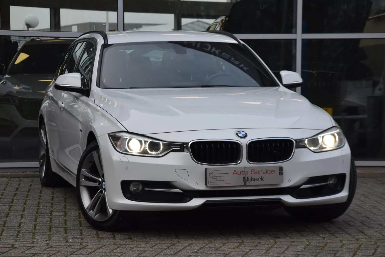 BMW 3-Serie (2013) — foto 1