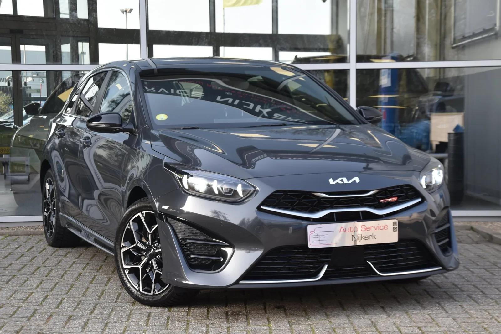Kia Ceed (2022) — foto 1