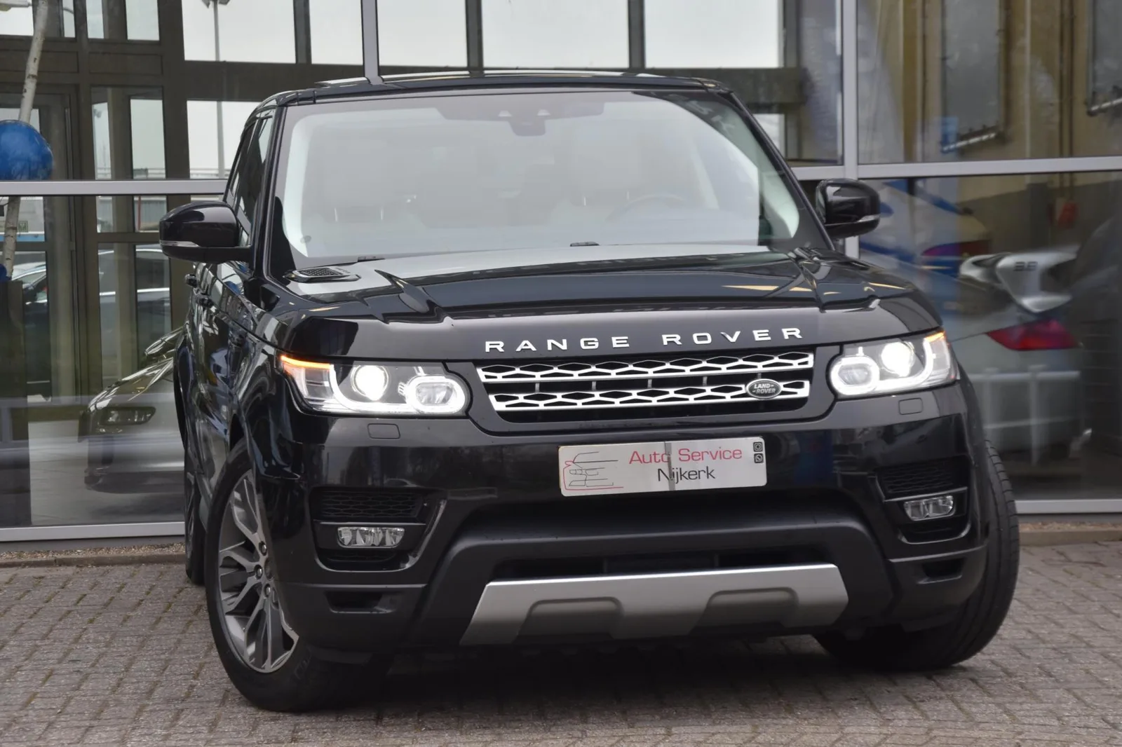 Land Rover Range Rover Sport (2018) — foto 1