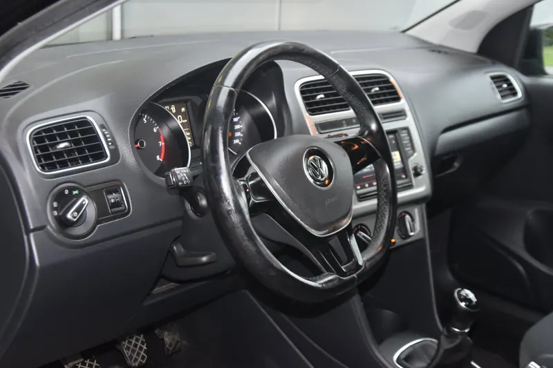 Volkswagen Polo (2016)