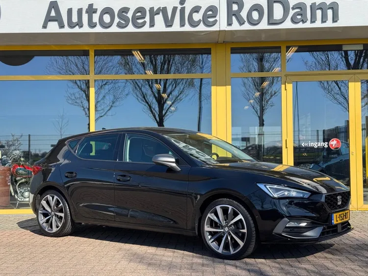 SEAT Leon (2021) — foto 1