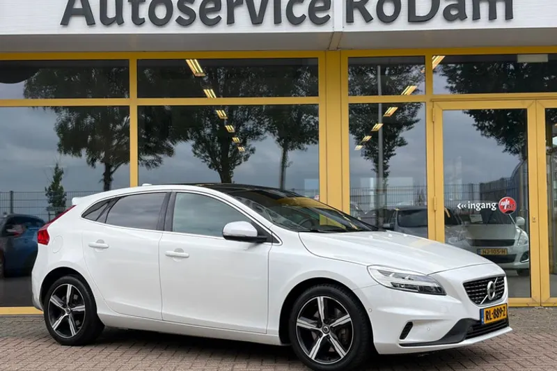 Volvo V40 (2018)