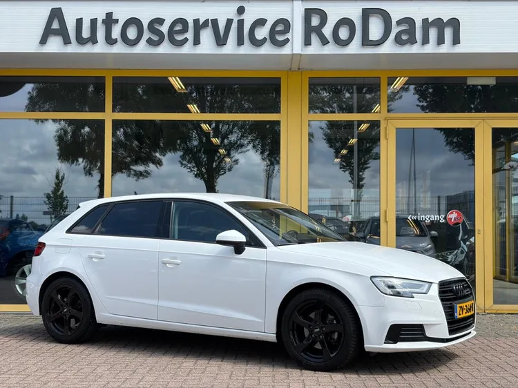Audi A3 (2019) — foto 1
