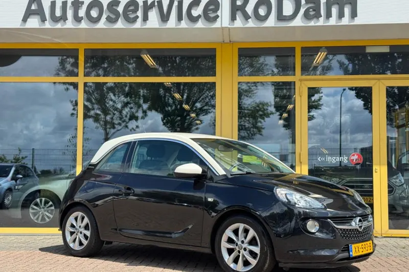 Opel Adam (2019)