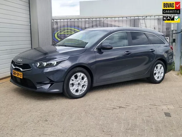 Kia Ceed (2024) — foto 1