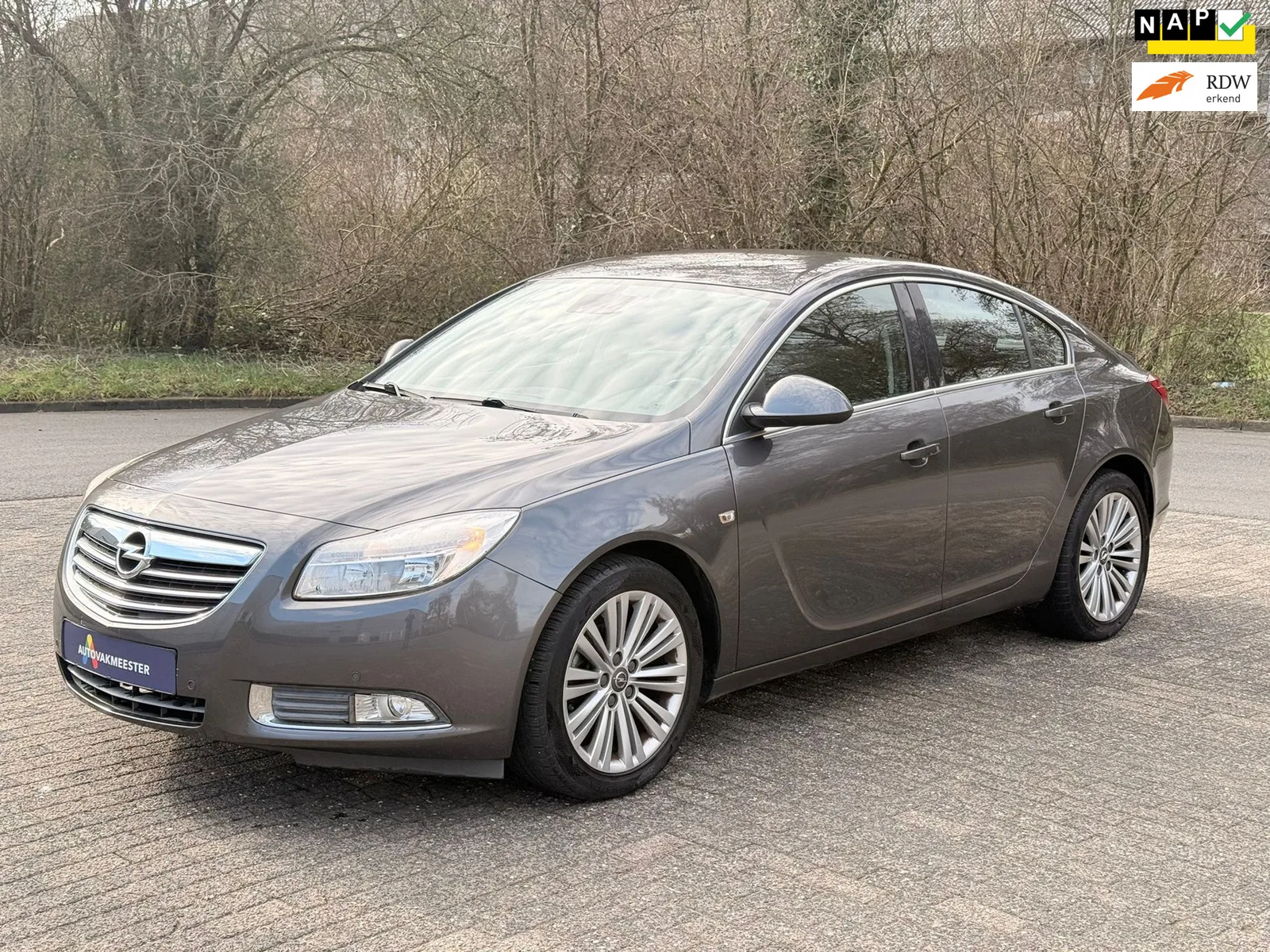 Opel Insignia (2012) — foto 1