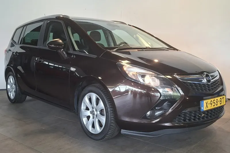 Opel Zafira Tourer (2015)